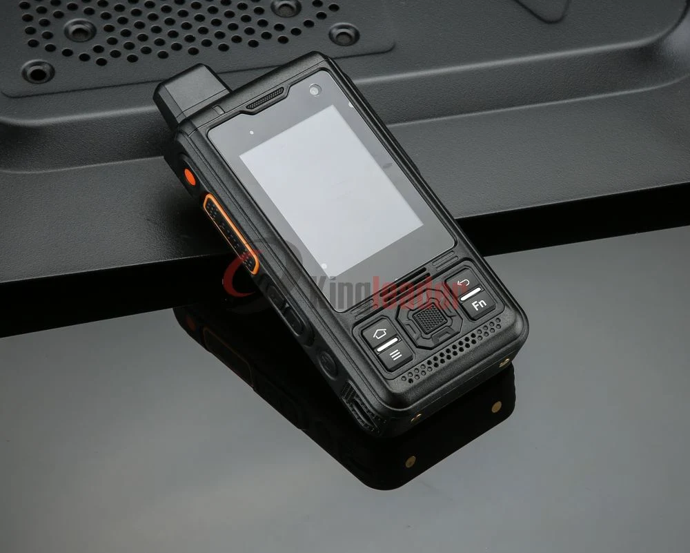 New 2, 4inch HD IPS 4G Water-Proof IP68 Rugged Ptt Android Smartphone with Walkie-Talkie, Mtk6739 Quad-Core CPU, GPS, NFC, Sos, Bt, , 1GB+8GB-B8000